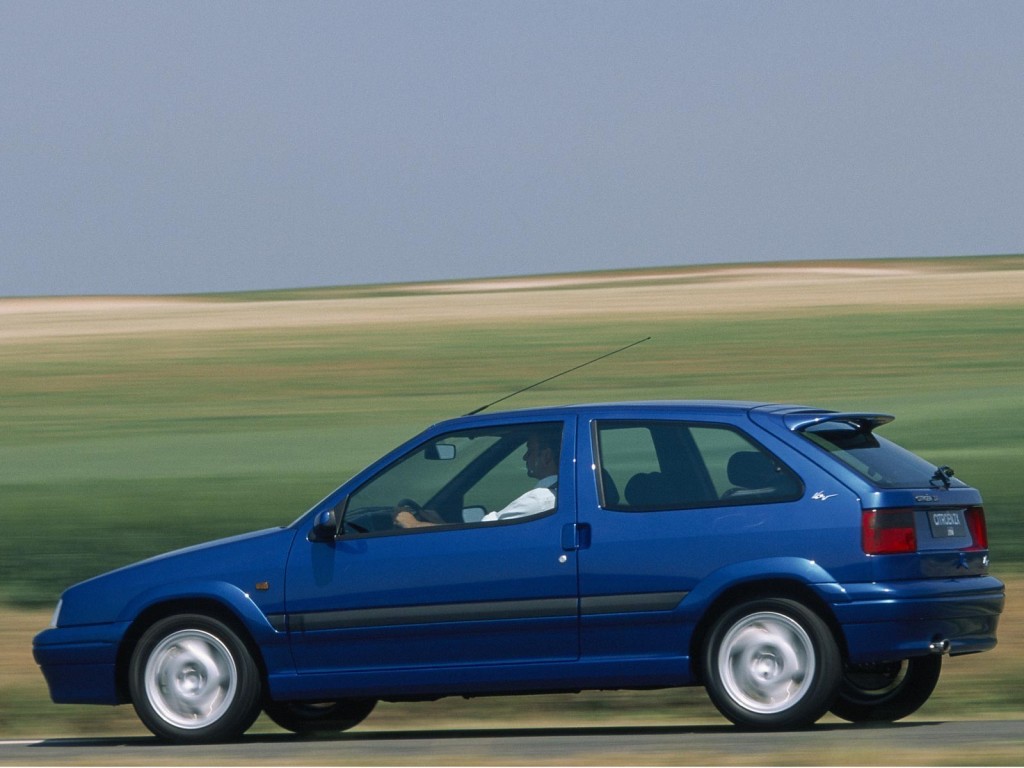 CITROËN ZX 16V - Sportives chevronnées mal aimées.