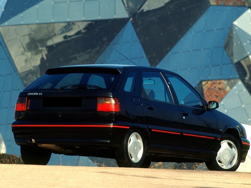 CITROËN ZX 16V - Sportives chevronnées mal aimées.