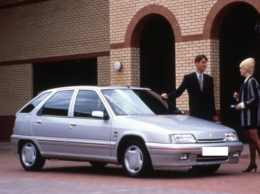 CITROËN ZX 16V - Sportives chevronnées mal aimées.