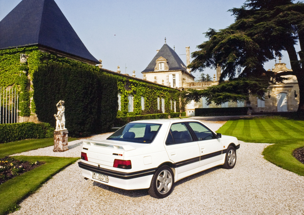 PEUGEOT 405 T16 - Le meilleur pour la fin.