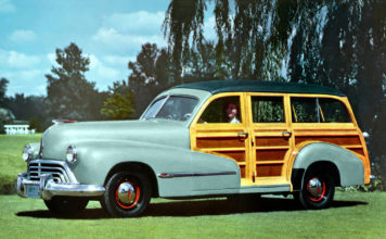 OLDSMOBILE 1946 – 1947 – Retour à la Vie Civile. OLDSMOBILE 1946 – 1947 - Retour à la Vie Civile.