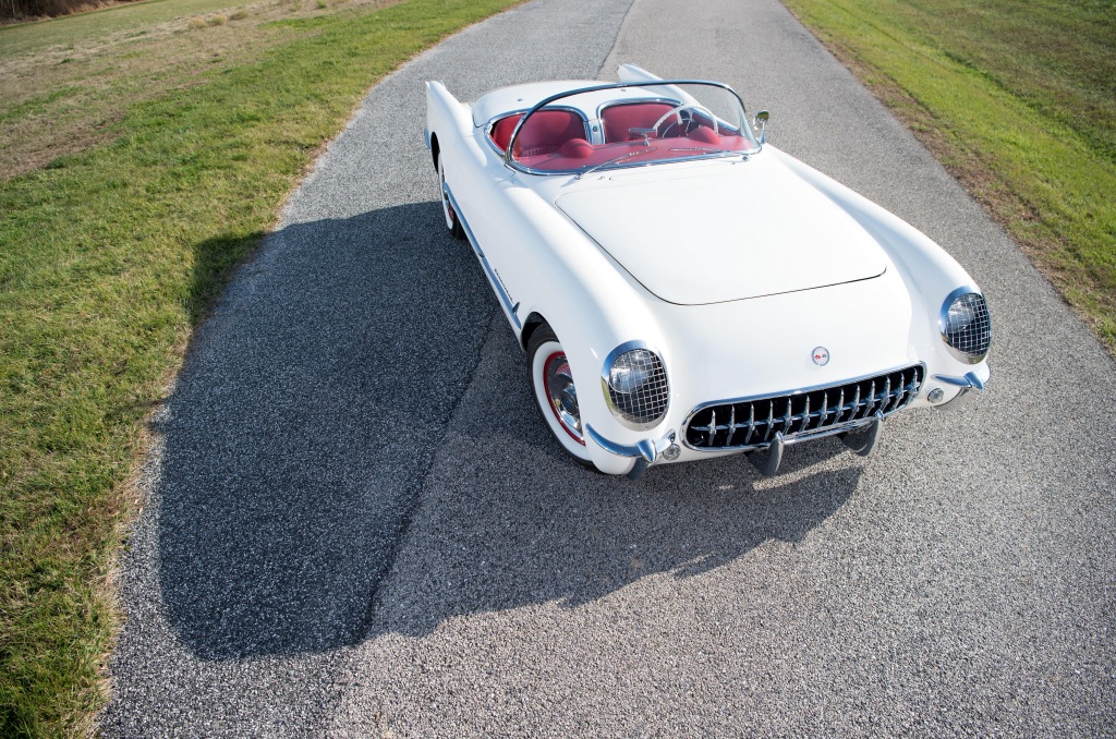 CHEVROLET CORVETTE C1 - Les débuts d'une légende américaine.