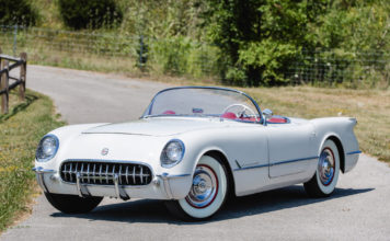 CHEVROLET CORVETTE C1 – Les débuts d’une légende américaine. CHEVROLET CORVETTE C1 - Les débuts d'une légende américaine.