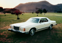 FORD LTD (1969 – 1978) - Archétype d'une grande américaine.