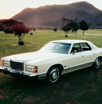 FORD LTD (1969 – 1978) - Archétype d'une grande américaine.