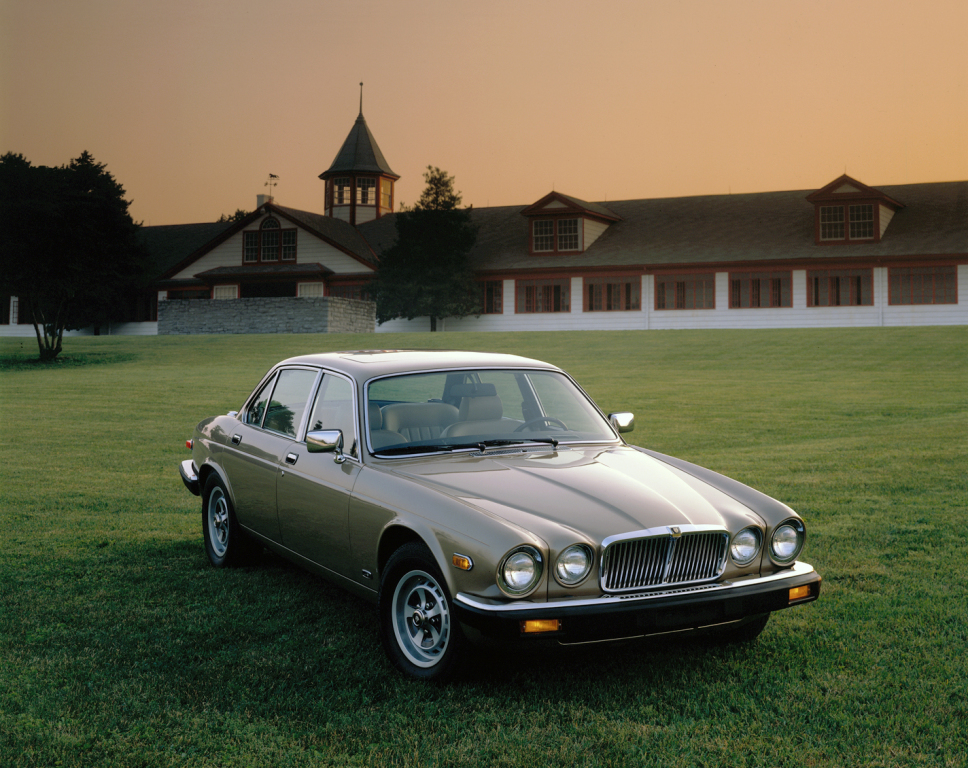 JAGUAR XJ6 Série III - Félin en eaux troubles.