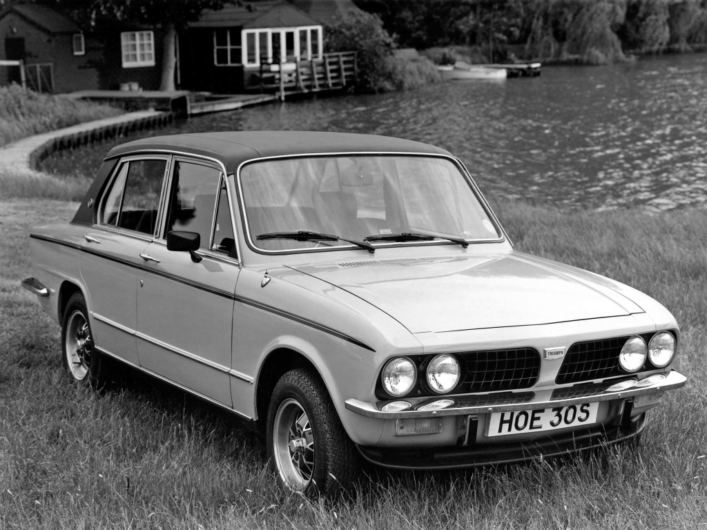 TRIUMPH DOLOMITE – Mini-bombe sauce british.