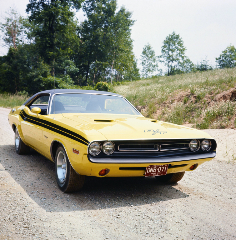 DODGE CHALLENGER - La dernière des grandes Mopar.