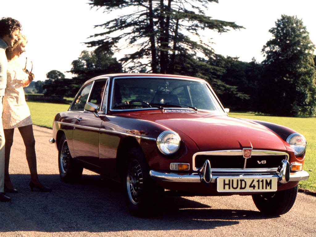 MG C & MG B GT V8 - Plus de cylindres... mais moins de succès !