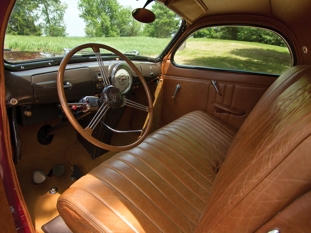 LINCOLN ZEPHYR - La première Lincoln « populaire ».