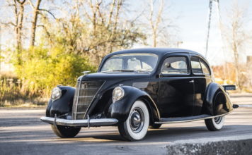 LINCOLN ZEPHYR - La première Lincoln « populaire ».