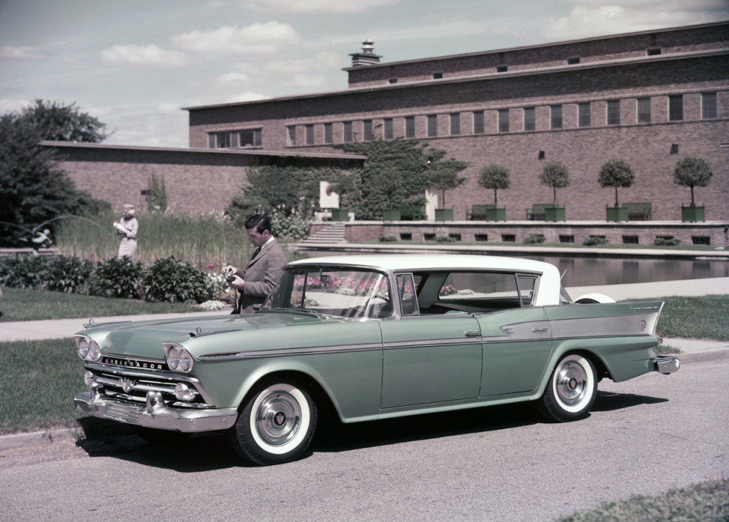 RAMBLER 1958 & 59 - La « petite » américaine qui avait tout d'une grande.