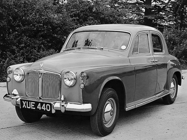 ROVER P4 - Chapeau melon sur quatre roues.