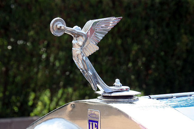 ISOTTA-FRASCHINI TIPO 8 - La Rolls-Royce italienne.