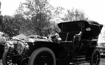 PEUGEOT 40 CV – Le prestige du lion.