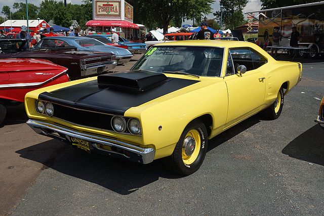 DODGE SUPER BEE - La guêpe et le bélier.