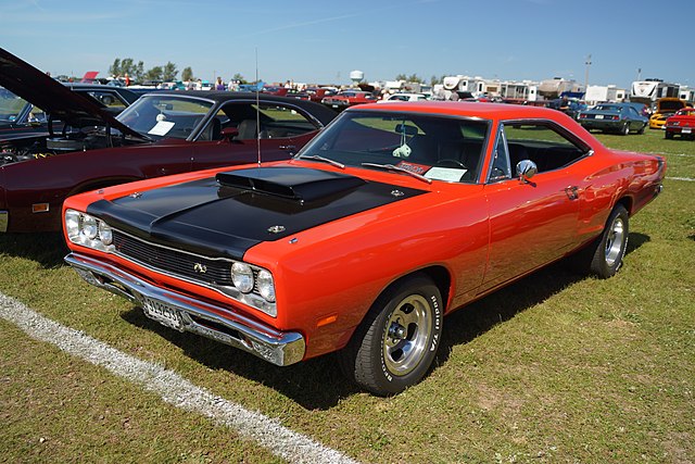 DODGE SUPER BEE - La guêpe et le bélier.