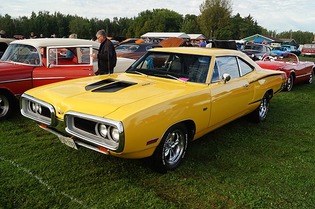 DODGE SUPER BEE - La guêpe et le bélier.