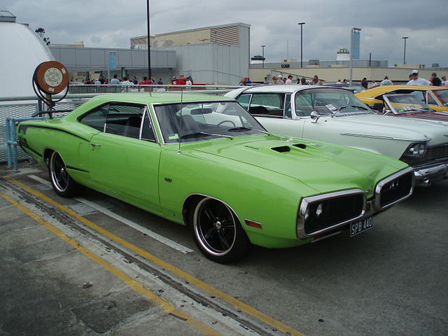 DODGE SUPER BEE - La guêpe et le bélier.