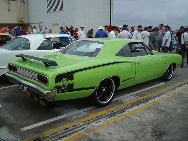 DODGE SUPER BEE - La guêpe et le bélier.