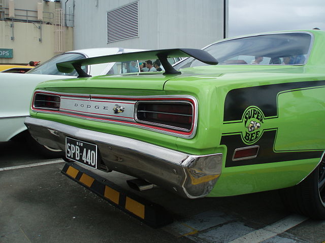 DODGE SUPER BEE - La guêpe et le bélier.