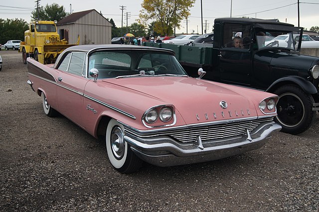 CHRYSLER 1957 - L'apothéose du style Exner (partie II).