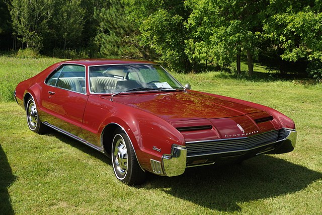 OLDSMOBILE TORONADO 1966