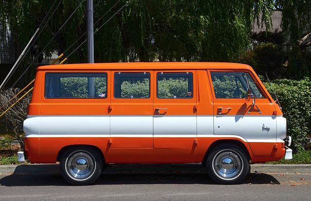 DODGE B-SERIES - Vétéran américain multi-fonctions.