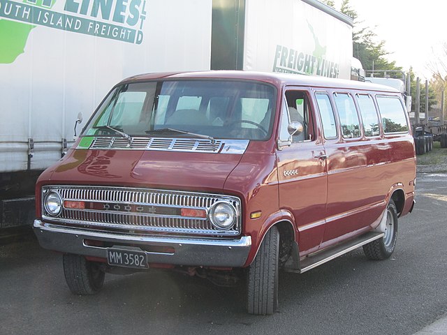 DODGE B-SERIES - Vétéran américain multi-fonctions.