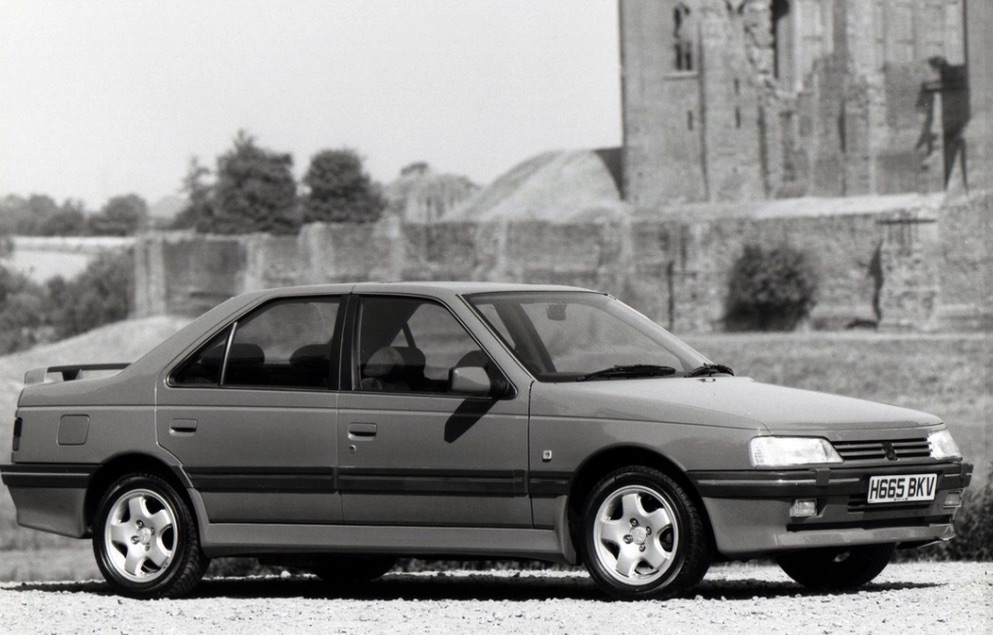 PEUGEOT 405 Mi16 - Le nouveau rugissement du lion.