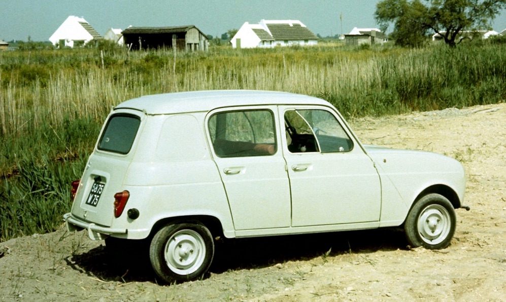 RENAULT 3 – La R4 du pauvre.