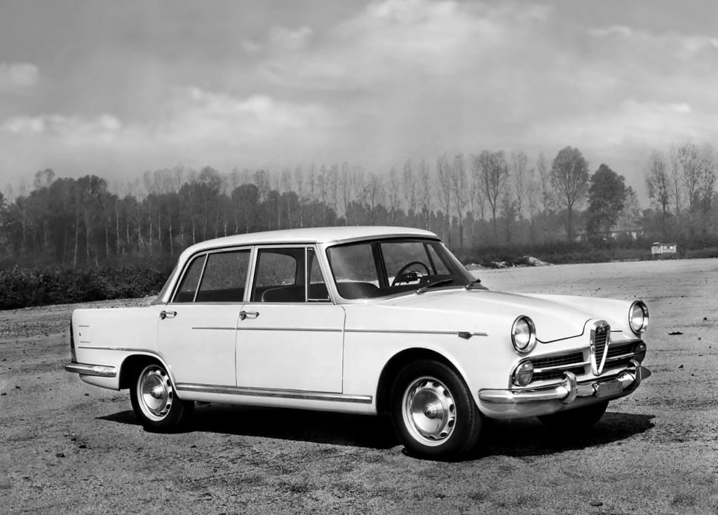 ALFA ROMEO 2000 & 2600 – Le trèfle mal-aimé.