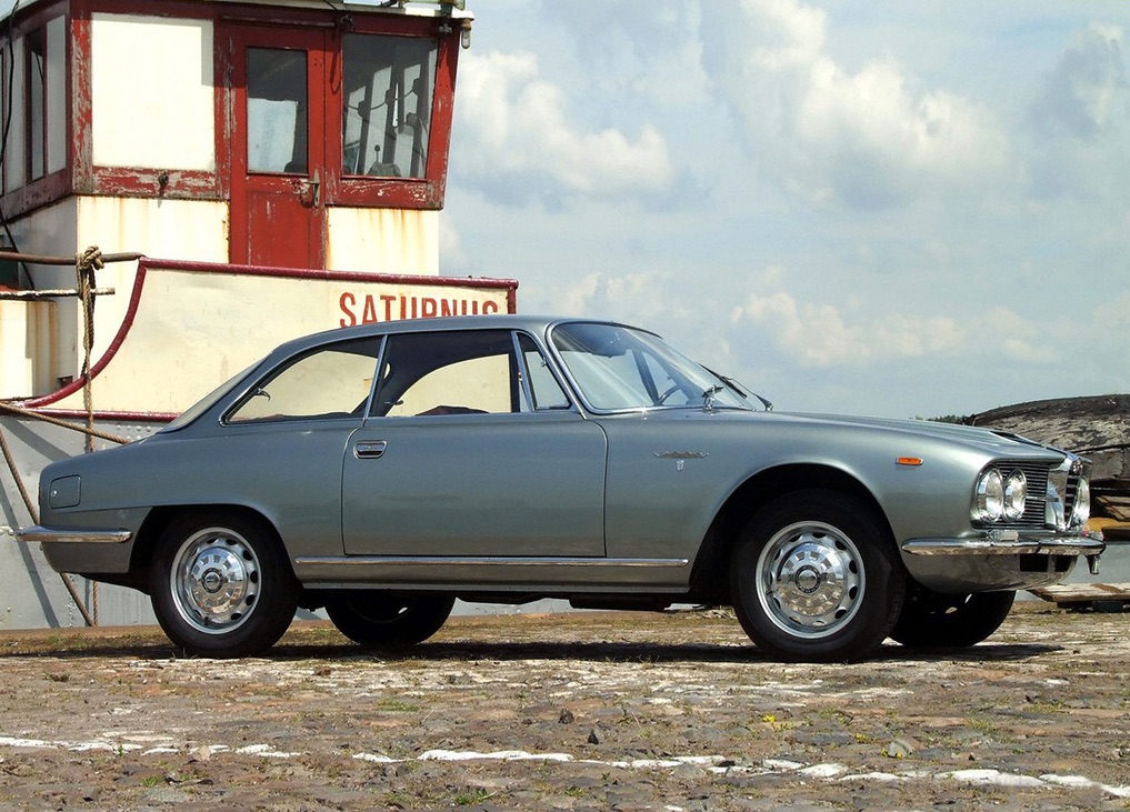 ALFA ROMEO 2000 & 2600 – Le trèfle mal-aimé.