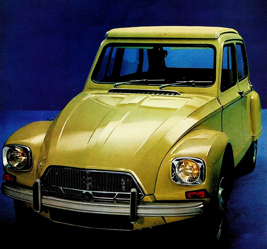 CITROËN DYANE - Dans l'ombre de la « Deudeuche ».
