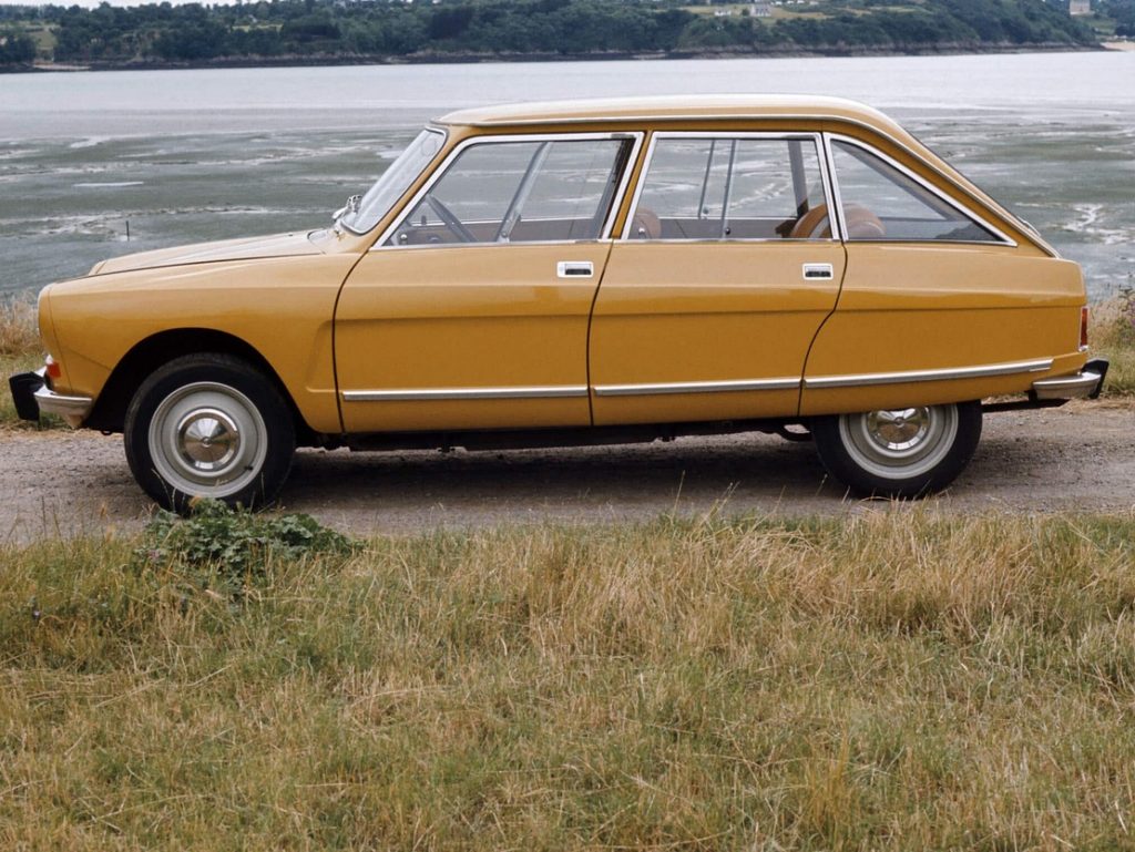 CITROËN AMI 8 et AMI SUPER - L'oeuvre de Bertoni, la part d'Opron.