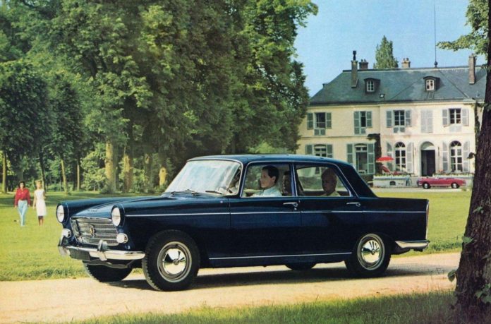 PEUGEOT 404 (berline et break) - Une lionne à l'américaine.