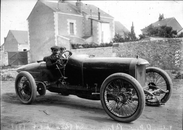 ROLLAND-PILAIN - Pionnier automobile tourangeau.