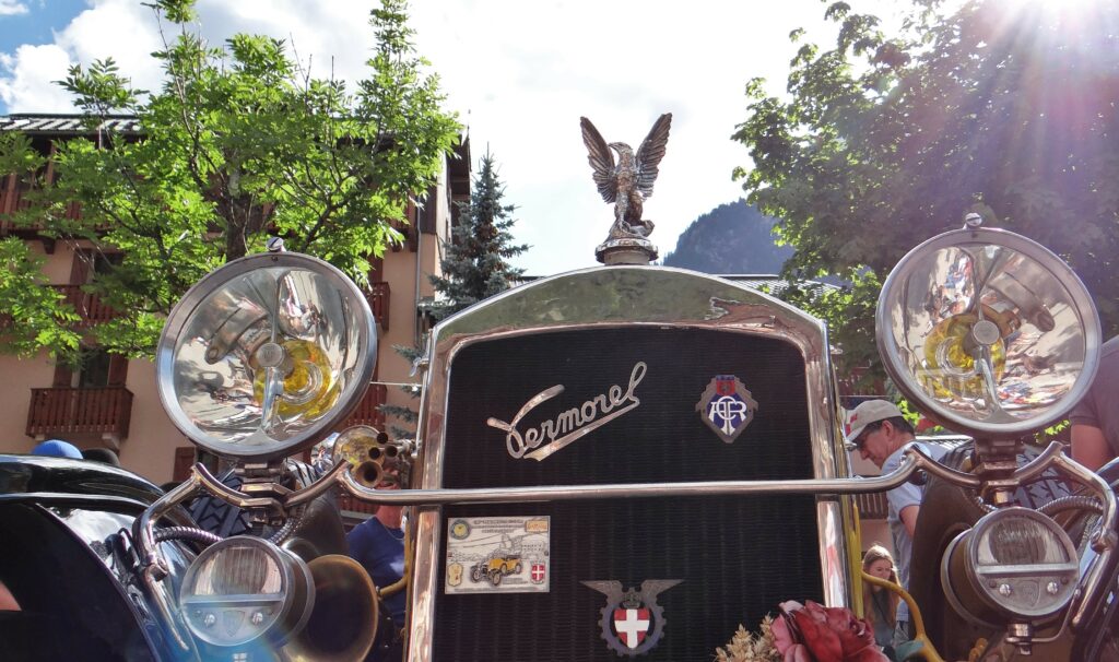 VERMOREL – De l'agriculture à l'automobile.