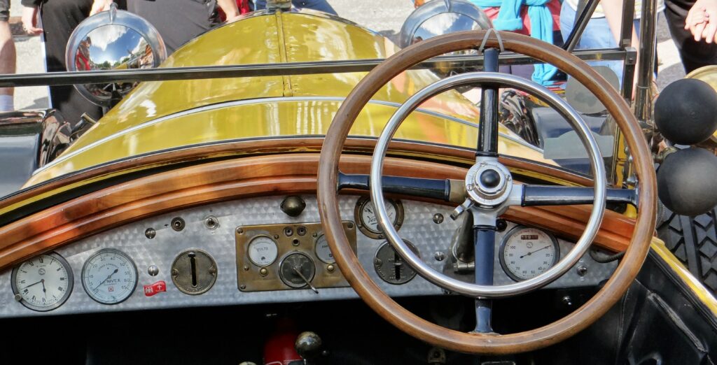 VERMOREL – De l'agriculture à l'automobile.